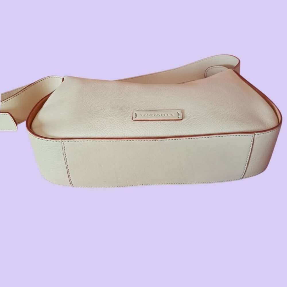 Toscanella Leather Shoulder Bag  Adjustable Strap & Zip Closure Butter yellow - Picture 5 of 10